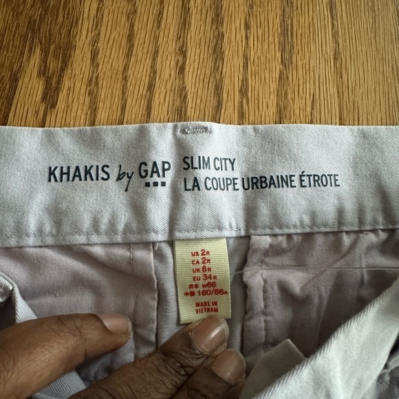 The Slim City Khakis by Gap Size 2R Crop Pants Coupe Urbaine Etroite Lilac NWT - Picture 12 of 16